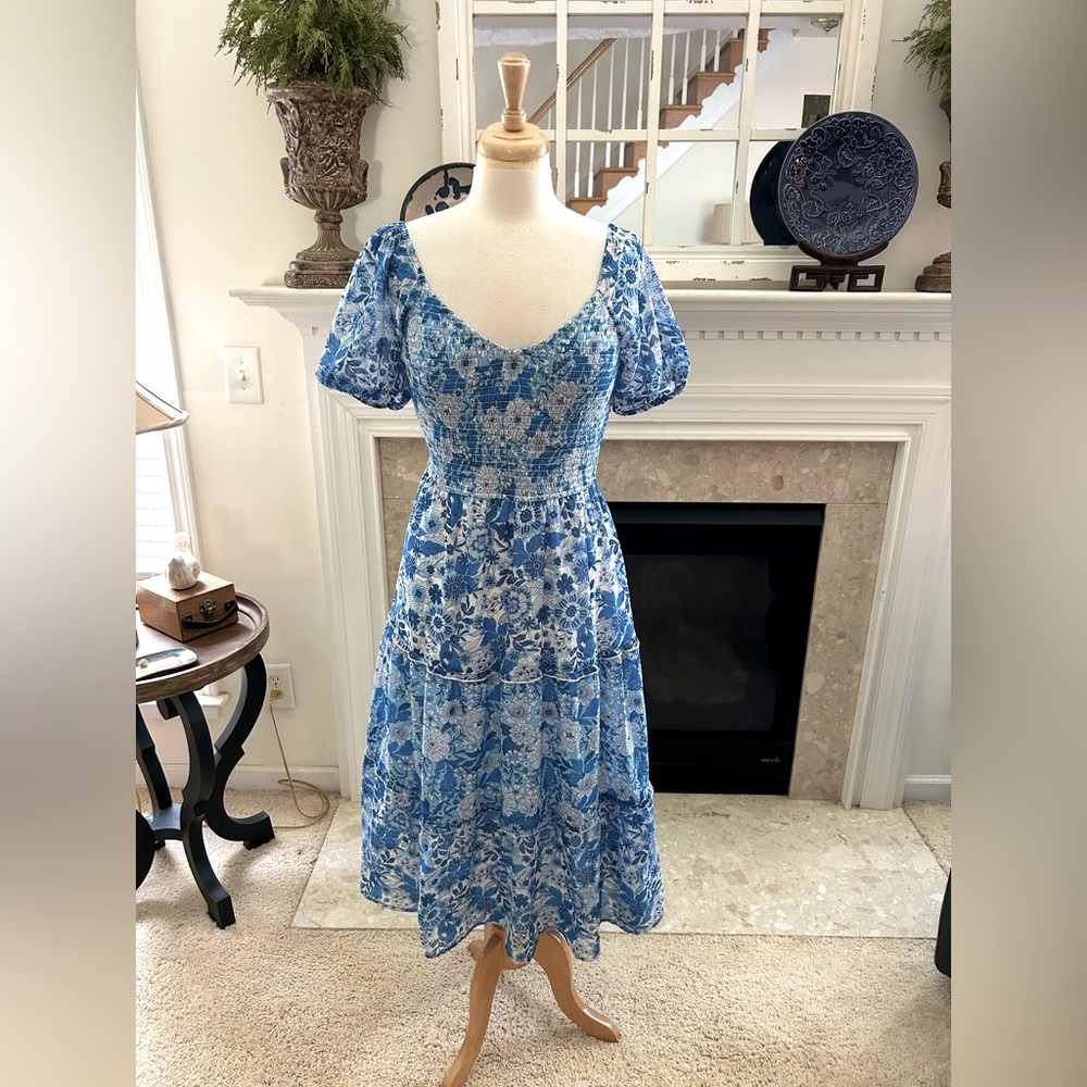 Sincerely Jules Blue and White Floral Midi Dress